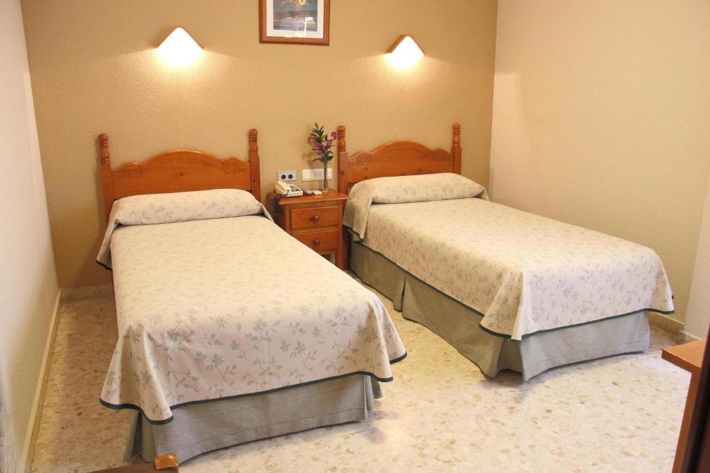 Hotel Abadi 科爾多瓦 客房 照片